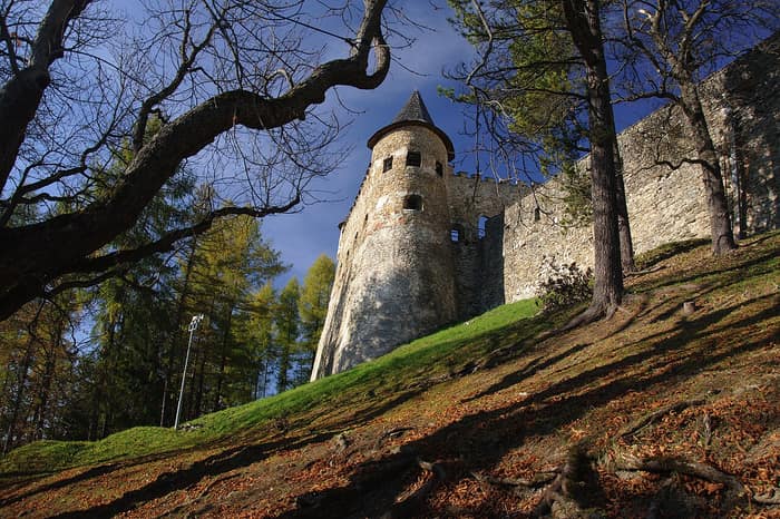 Widok na Starą Lubowlę i okolicę