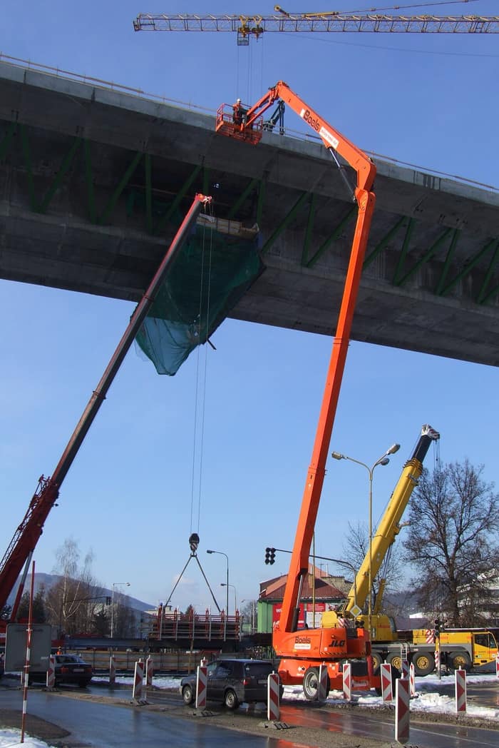 The bridge under construction on the D1 motorway at Považská Bystrica
