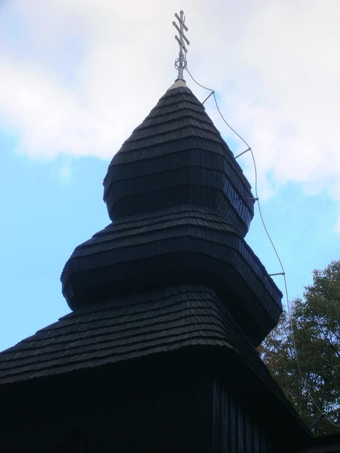 Wooden church of Ruská Bystrá, view 3