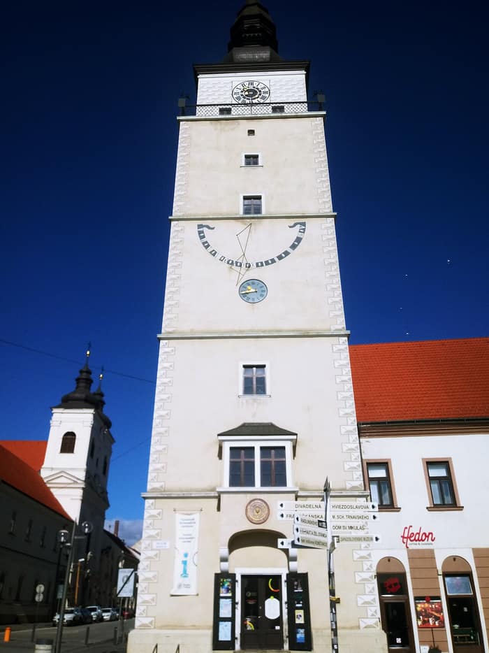 Der Renaissance-Uhrturm von Trnava