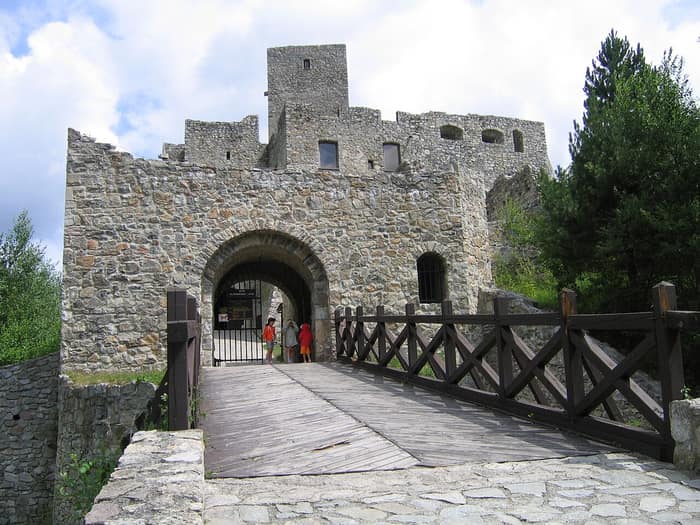 Strečno Castle on its cliff above the Váh river